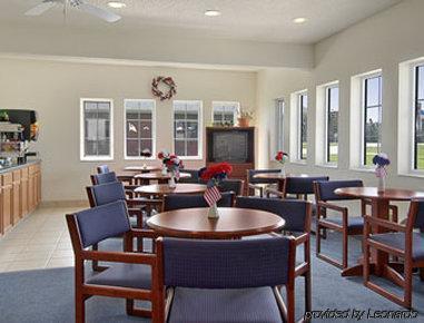 Super 8 By Wyndham Hotel